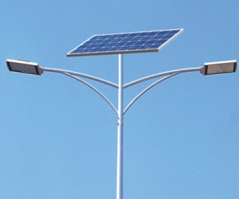 华可：购买led太阳能路灯如何达到双重效应？