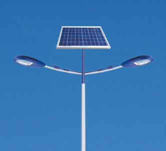 华可路灯：冬天应采取哪些措施可保证led太阳能庭院灯长亮