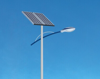 购买太阳能路灯通过哪些渠道了解厂家？